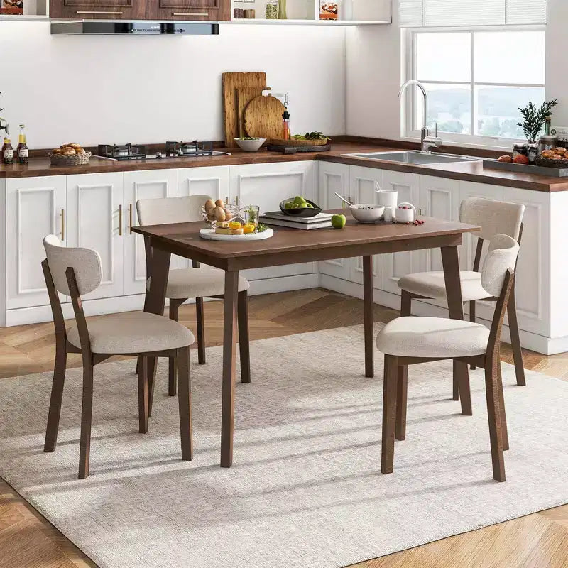 Tavolo da pranzo in legno stile rustico e 4 sedie imbottite